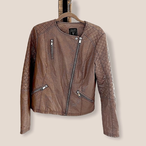 Guess Jackets & Blazers - 🌿GUESS Leather Jacket